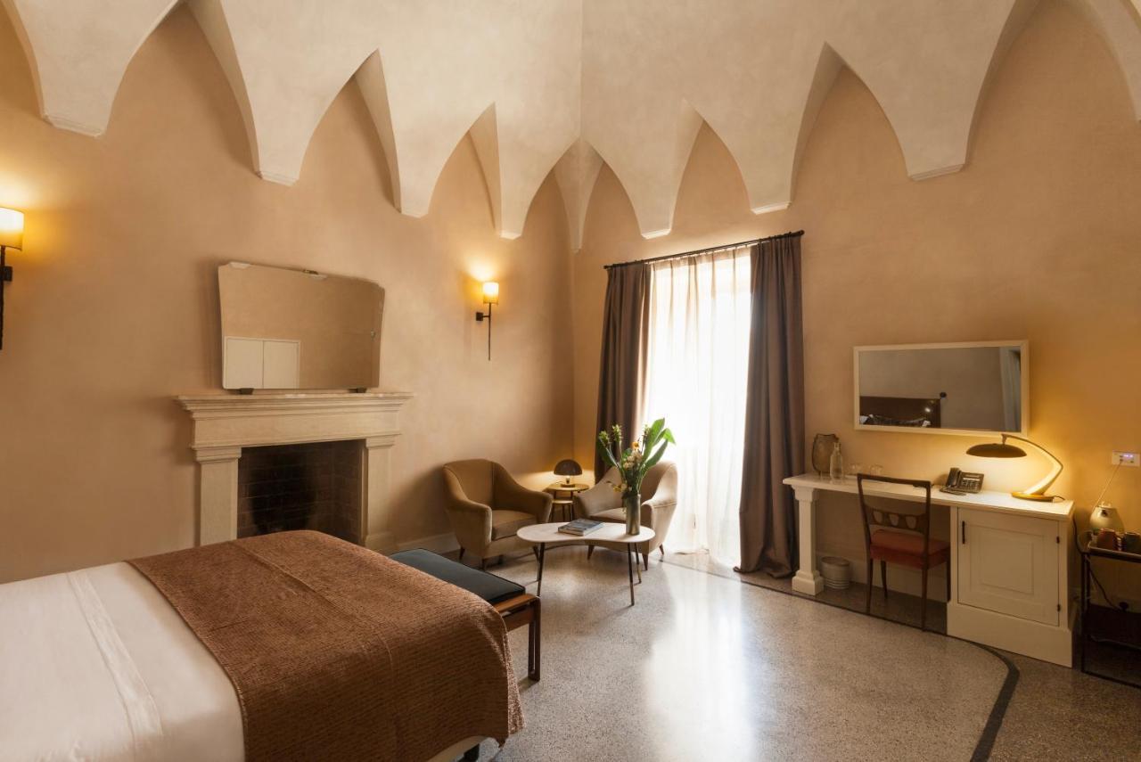 Palazzo Maresgallo Suites & Spa Lecce Kültér fotó