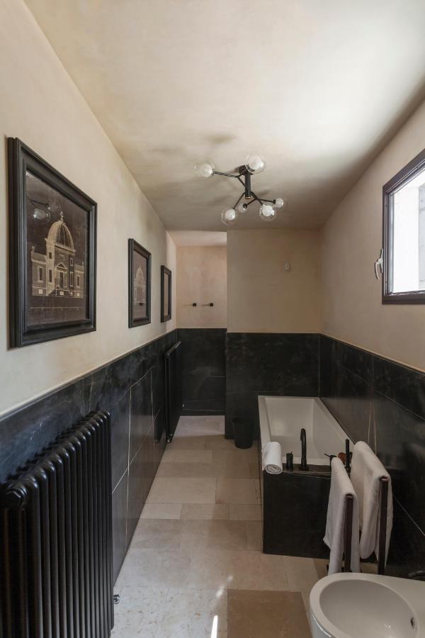 Palazzo Maresgallo Suites & Spa Lecce Kültér fotó