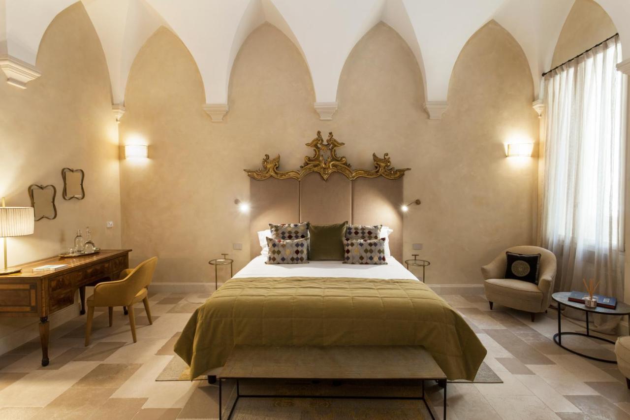 Palazzo Maresgallo Suites & Spa Lecce Kültér fotó